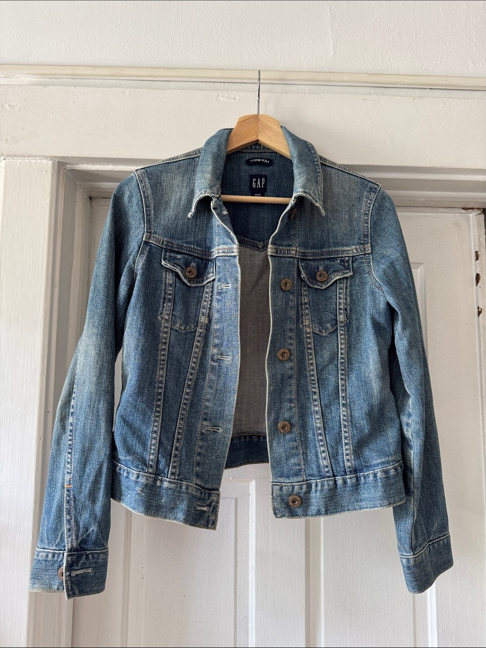 GAP Women's Light Blue Distressed Denim Jacket